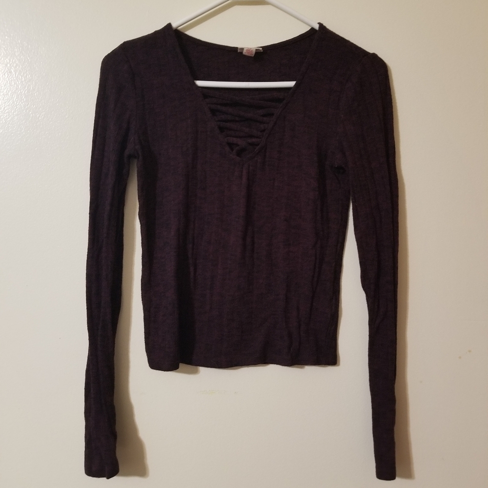 Sexy maroon long sleeve - Picture 1 of 2